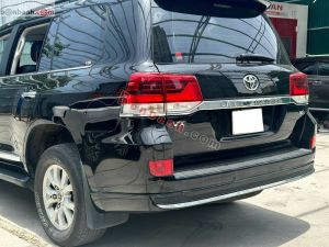 Xe Toyota Land Cruiser VX 4.6 V8 2017