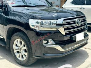 Xe Toyota Land Cruiser VX 4.6 V8 2017