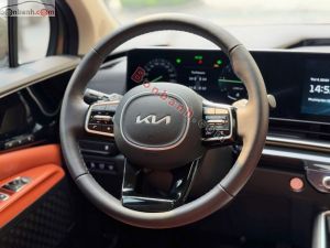 Xe Kia Carnival Signature 2.2D 2024
