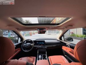Xe Kia Carnival Signature 2.2D 2024
