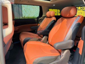 Xe Kia Carnival Signature 2.2D 2024