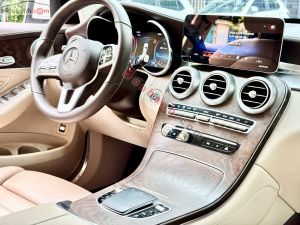 Xe Mercedes Benz GLC 200 4Matic 2020
