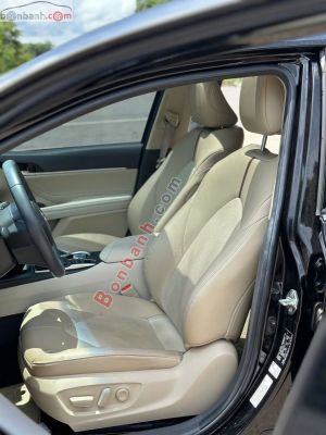 Xe Toyota Camry 2.5HV 2022